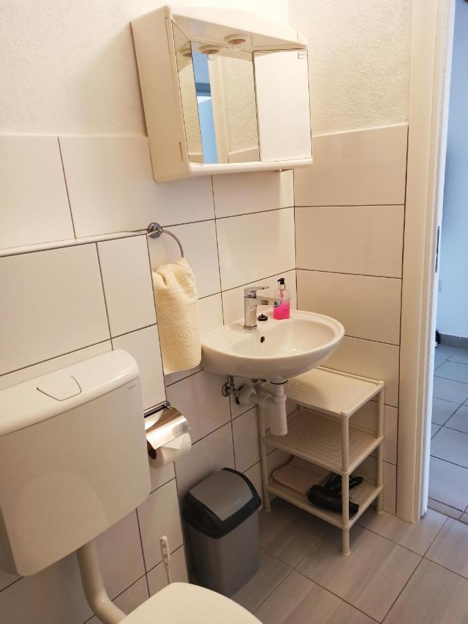 Apartments Sonija Gdinj Екстер'єр фото